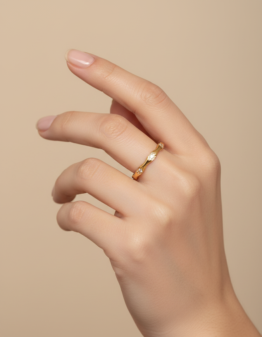 Wavy Star Ring