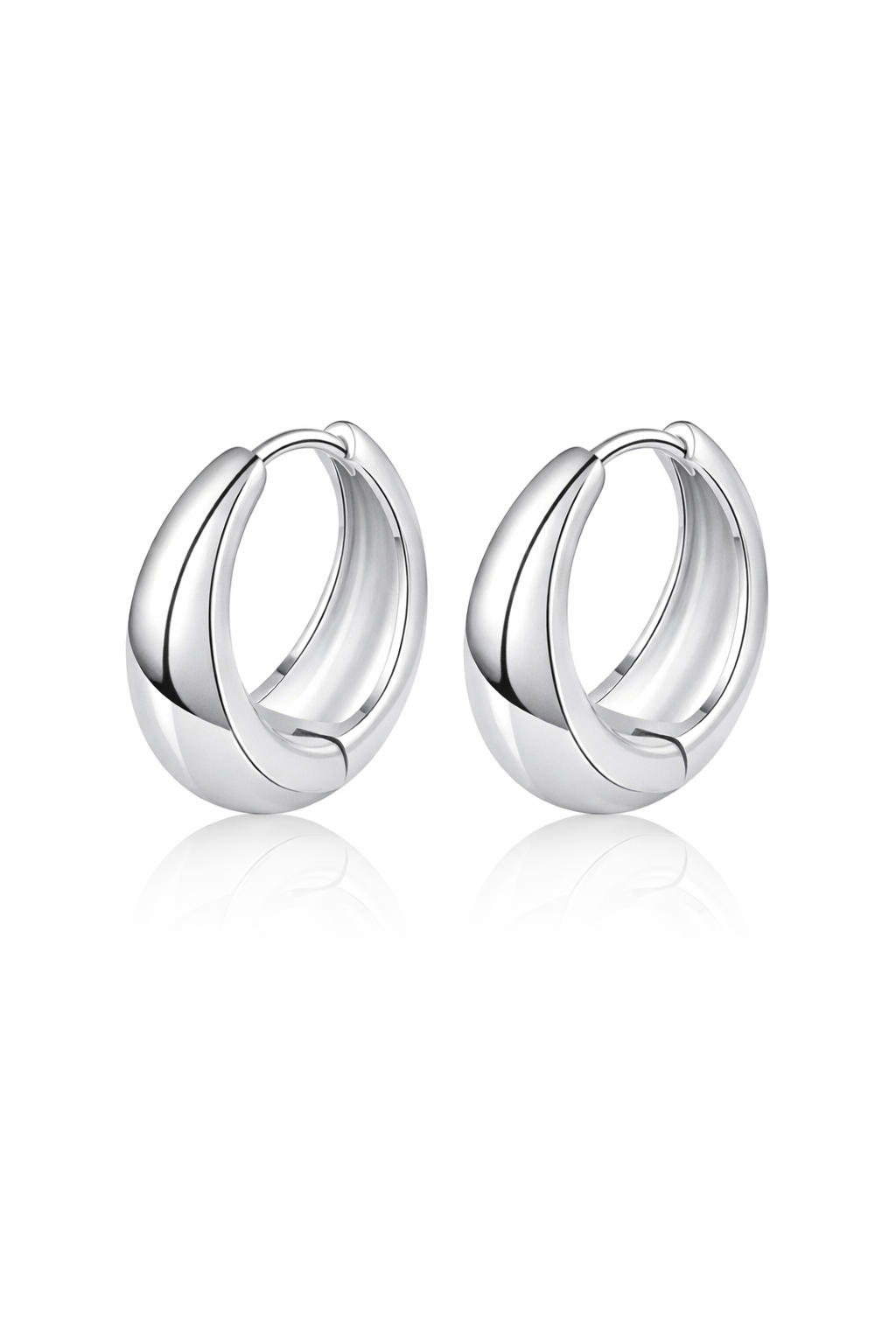 Zévora Mini Classic Hoop Earrings
