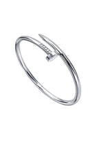 Zévora Nail Luxe Bangle