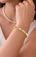 Eternal Time: Roman Numeral Bangle