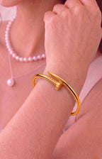 Zévora Nail Luxe Bangle