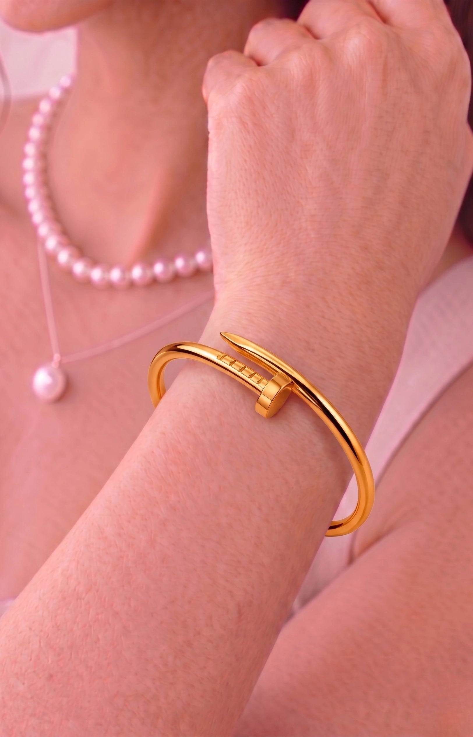 Zévora Nail Luxe Bangle